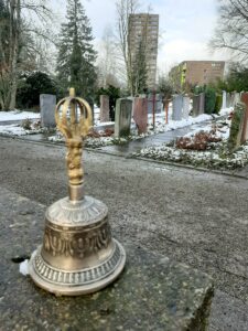 Abbot reding (zen monk in switzerland) buddhist funeral orator