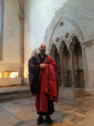 Nondenominational funeral ceremony in Switzerland with abbot Reding (zen monk)