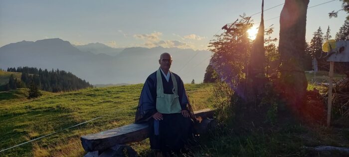 Monatliches Meditationswochenende Grüsch-Danusa - Berghaus Schwänzelegg